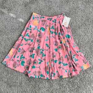 LuLaRoe pink floral Madison skirt in size XS with pockets!!!